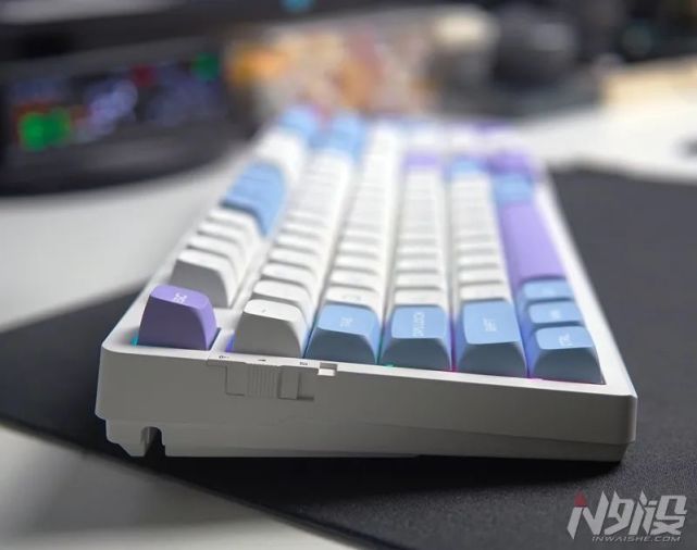 卖到断货！游戏动力VGN V98 Pro机械键盘拆解评测_腾讯新闻