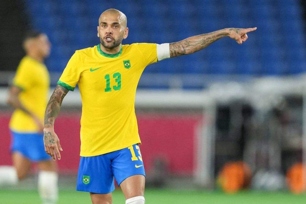 我明牌了,9个前锋!头重脚轻的巴西队,自信过了头?_腾讯新闻