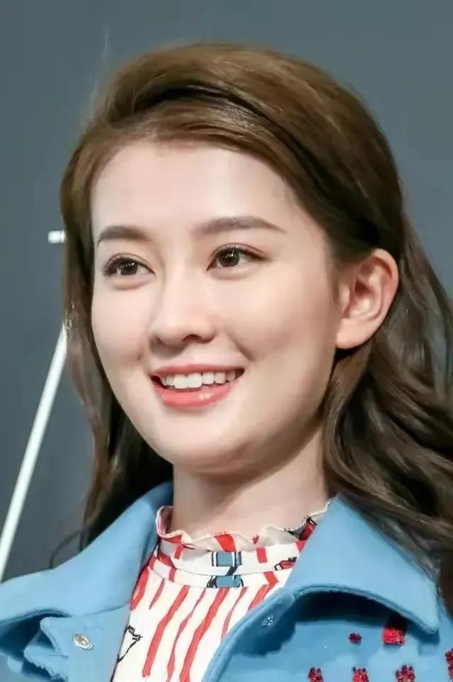 乔欣长相甜美得像邻家女孩_腾讯新闻