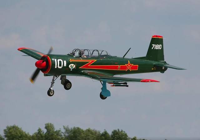 我国初教6教练机,性能优势明显,所以始终畅销至今_腾讯新闻