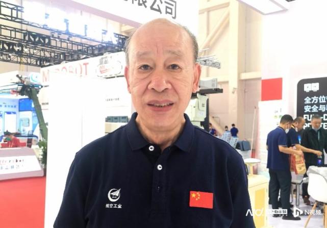 军事专家傅前哨点评彩虹-6：性能不输全球鹰，价格更便宜_腾讯新闻