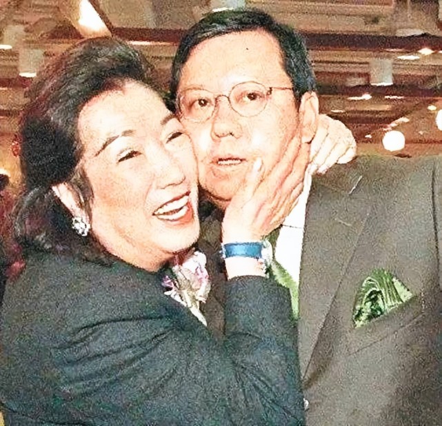 林建岳小24岁女友罕露面,恋爱14年没结婚