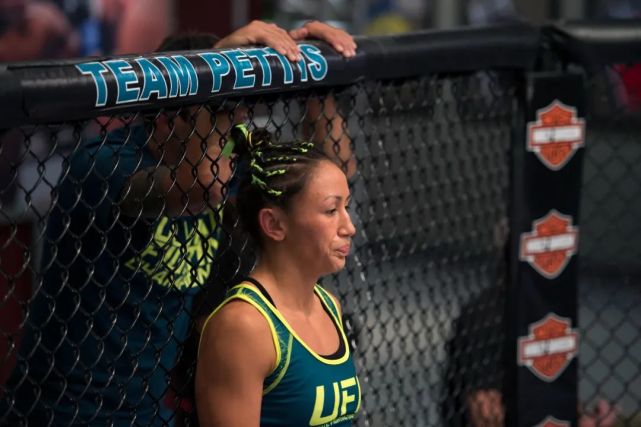 信条式的冠军饼干怪兽卡拉埃斯帕扎