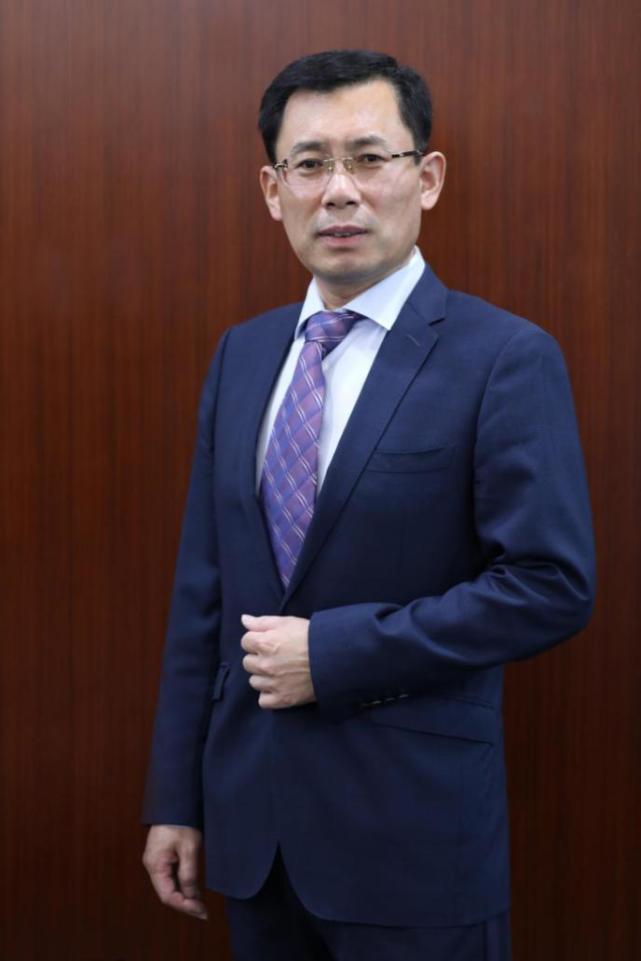 中诚信托安国勇:两大转变,实现信托高质量发展-腾讯新闻