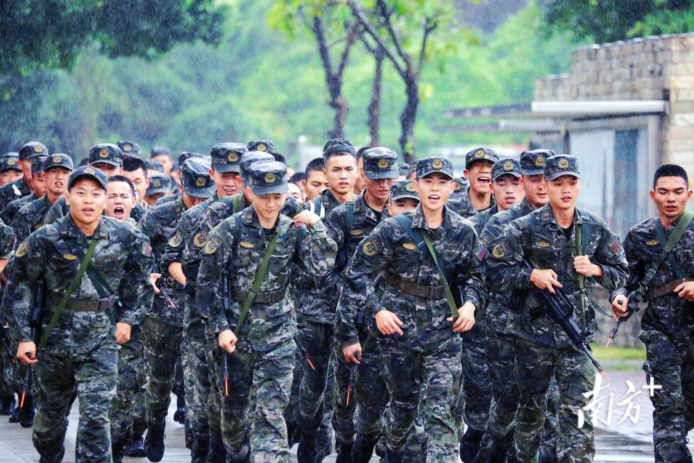 深圳湾武警图片