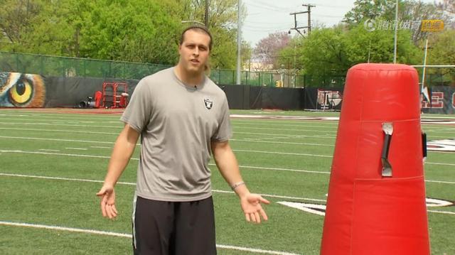 NFL体测营测什么 现役球员亲身展示体测项目