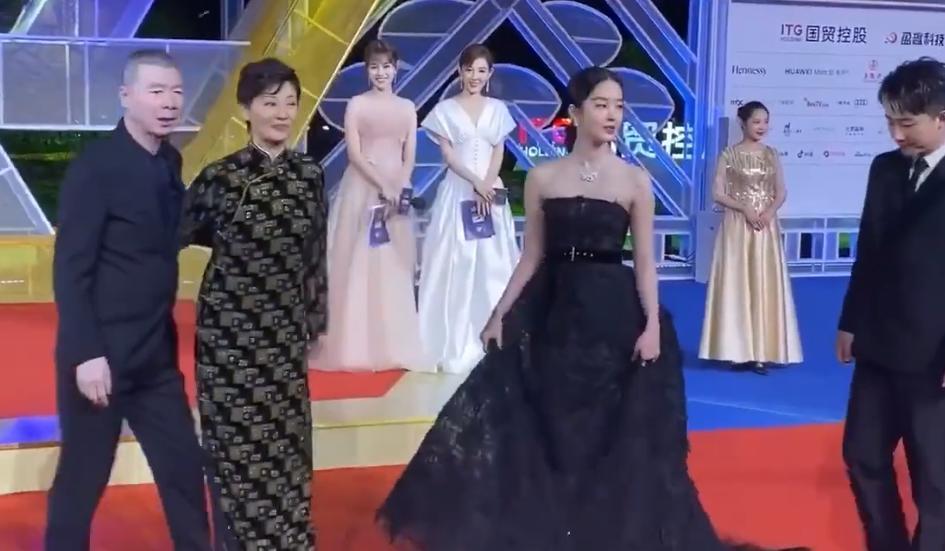 倒計時4天七年級上冊英語預備單元lily英語工作怎么樣