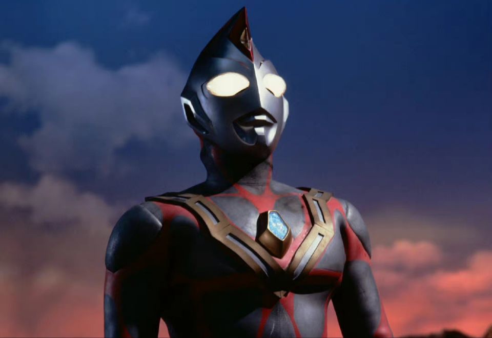 《德凯奥特曼》12月新情报,圆谷将在第23集中邀请戴拿出场!_腾讯新闻