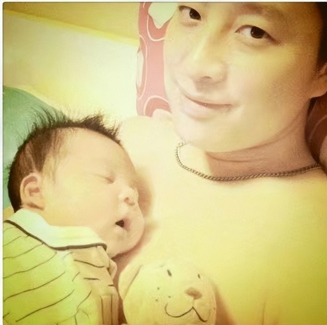 刘恺威新欢是女星李晓峰,离异有儿子,富商前夫与王中磊汪小菲是好友