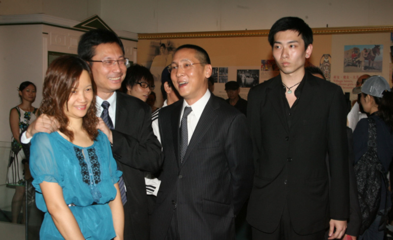 59岁富豪龙宗瀚突发心脏病去世妈妈是知名女星29岁已自杀身亡