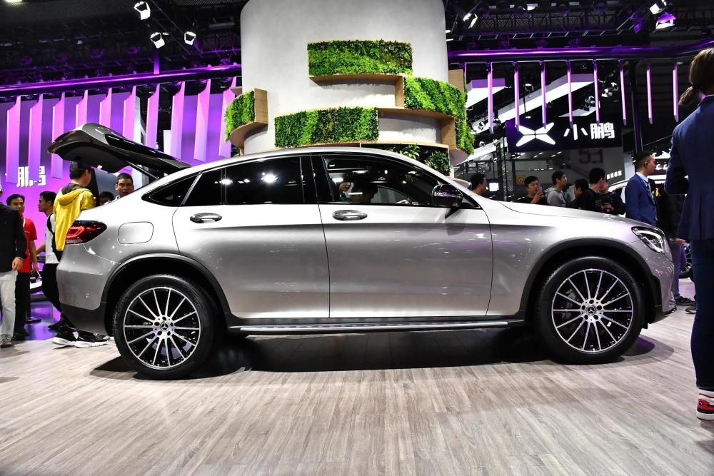 提速快又稳超高颜值新奔驰glc轿跑suv上市配20t9at