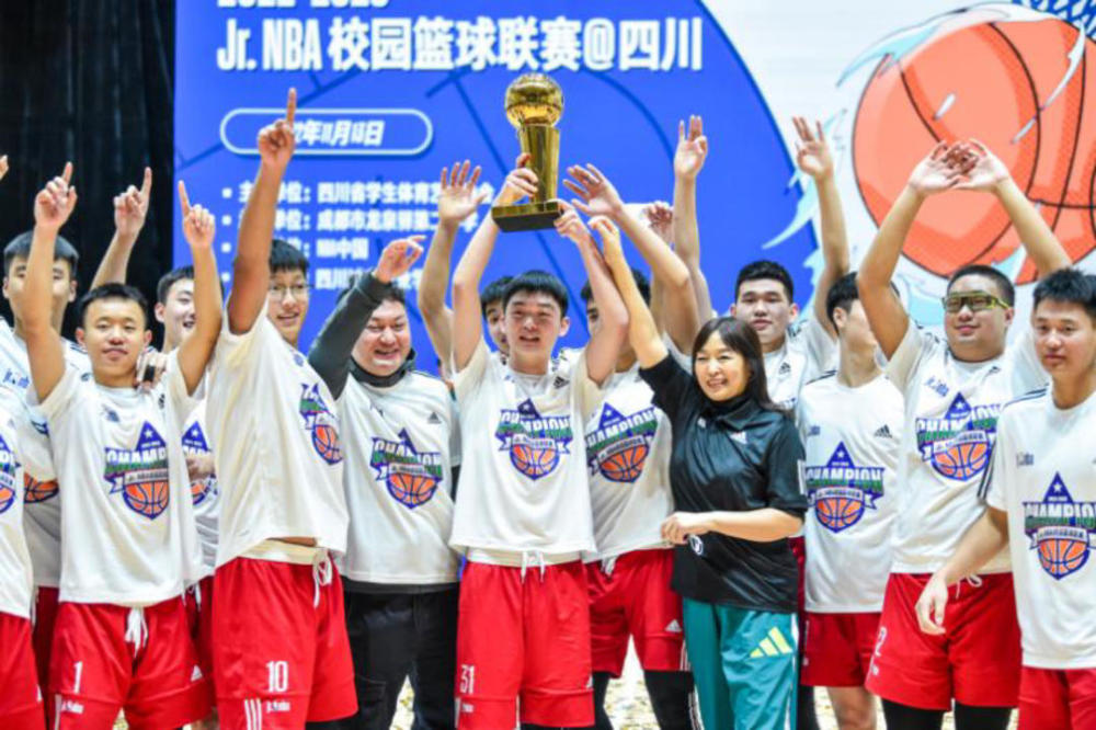 四川宜宾一中包揽jr.nba校园篮球联赛男女冠军_腾讯新闻