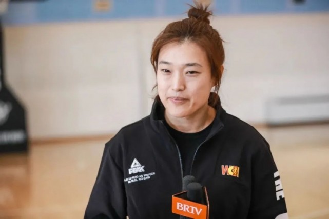 官方:张绮芳&宋珂昕&王焱本赛季加盟北京女篮