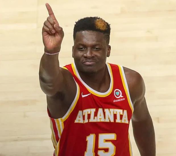 卡佩拉:我的目标是成为这个联盟的最佳防守球员