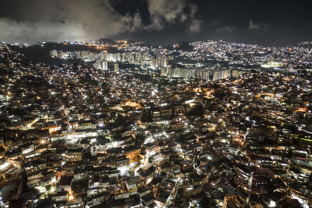外代一线加拉加斯夜景