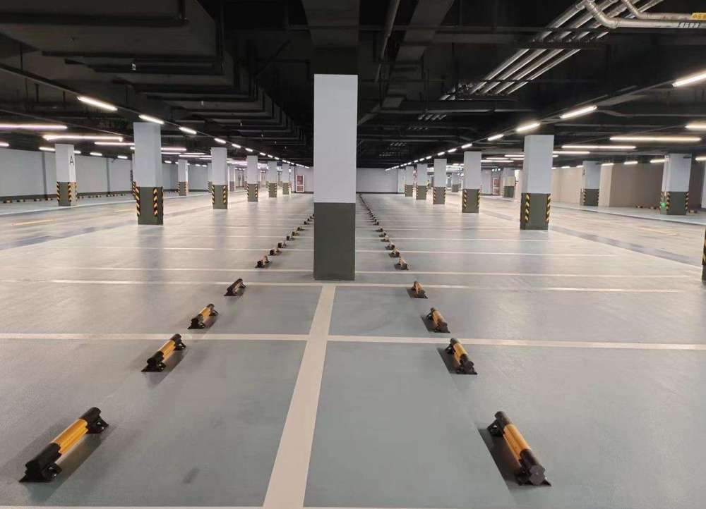 这个车位类型好处多多,避免车辆风吹日晒,有固定车位也不用一年一租