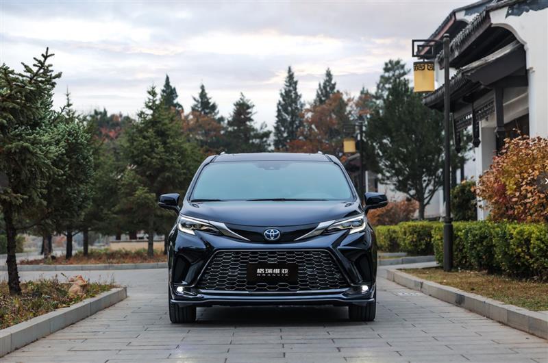 高端mpv新选择一汽丰田格瑞维亚granvia让人期待