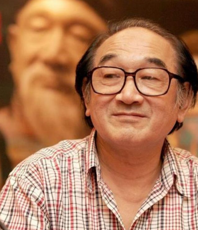跑龙套30年,险因严顺开错过济公,晚年卖房当网红,游本昌怎么了