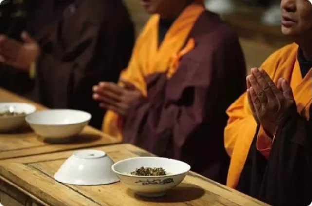 和尚不是不吃肉，而是不吃荤，那不吃肉是从谁开始的呢？_腾讯新闻