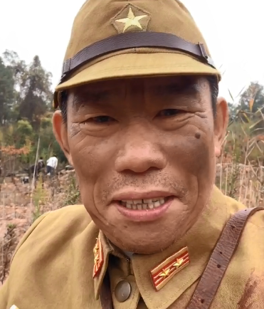 61岁亮剑大佐再演太君一句八嘎获赞百万演了一辈子日本兵