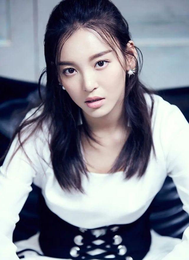 刘恺威新女友李晓峰被扒,曾与杨幂演闺蜜,女方辟谣恋情不是真的?