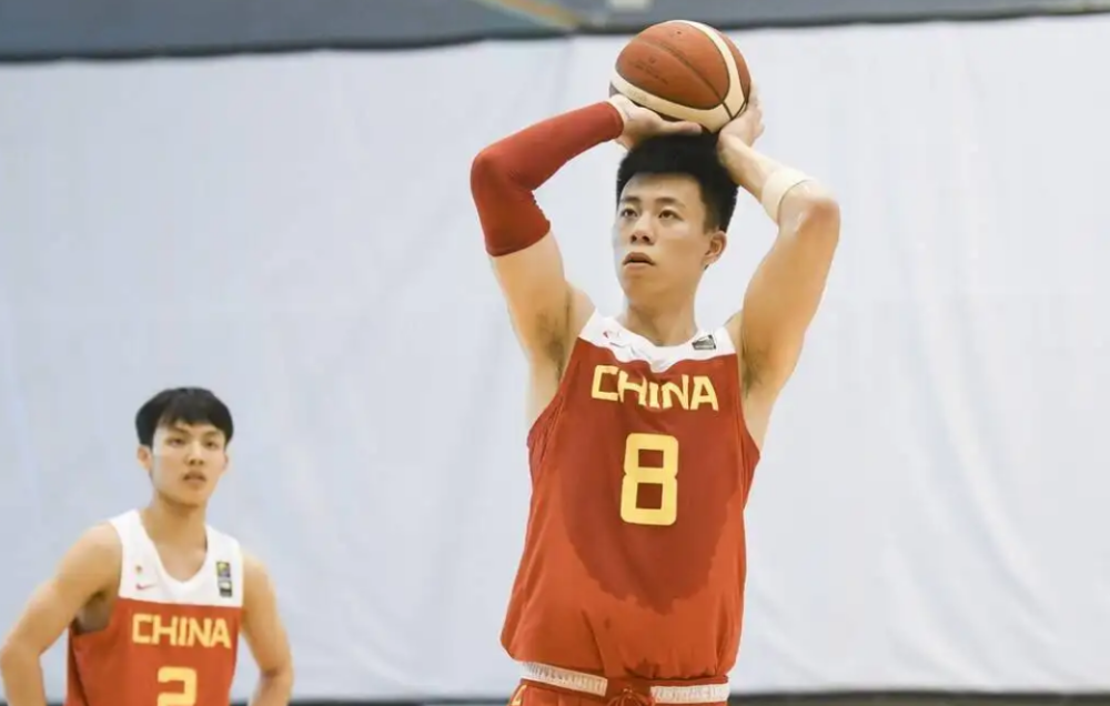 中国男篮换帅，阵容即将调整，广东球员或只剩一人，12人基本确定wouldyou提问用什么回答