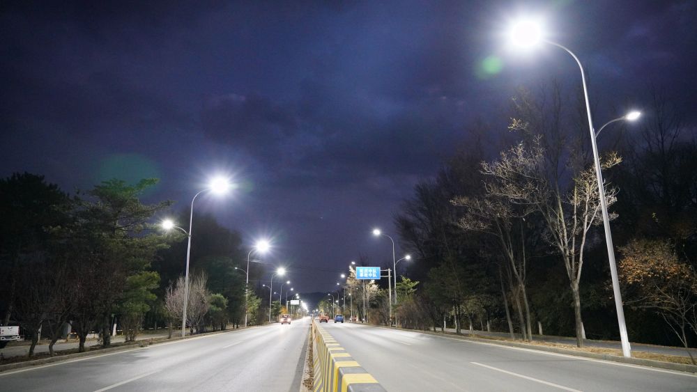 延庆城区城市道路装灯率达到100％000776广发证券