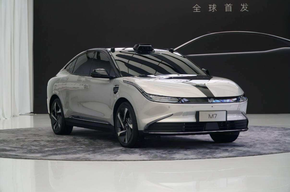 2022年，中国汽车行业“打脸”报告智力数学题