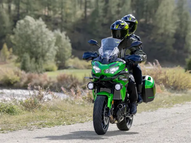 98万 全新川崎versys 650上市