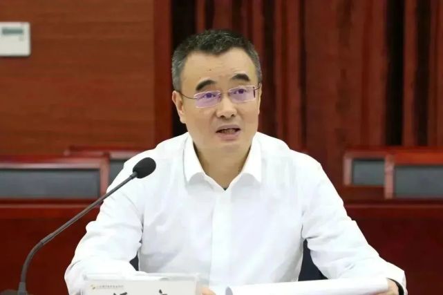 省联社党委委员汤宇带队到睢宁农商银行开展年终调研