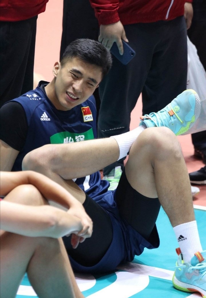 李咏臻16415 2.张哲嘉 6922 3.张昕宇 6644二传:1.陈磊炀 6245 2.