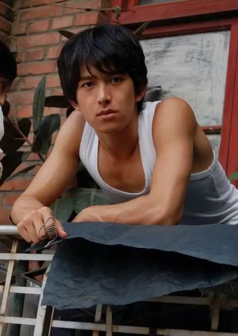 "东北人"阿部力:前妻小史可,婚内不伦毁事业,今开饺子店谋生