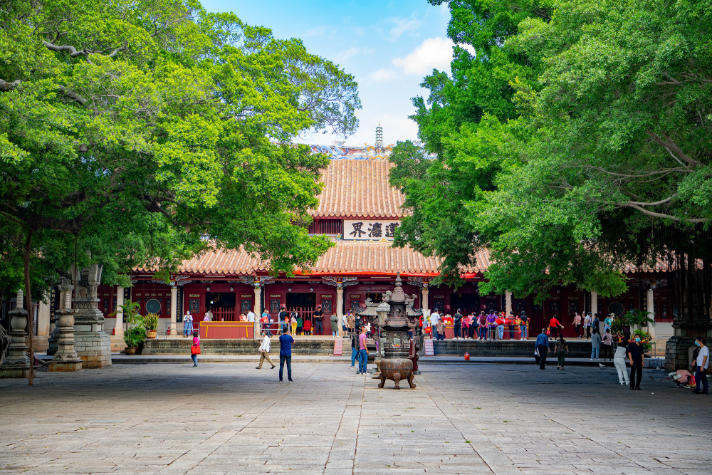 泉州开元寺,一寺双塔世无双,我国唯一的印度教遗存寺庙_腾讯新闻