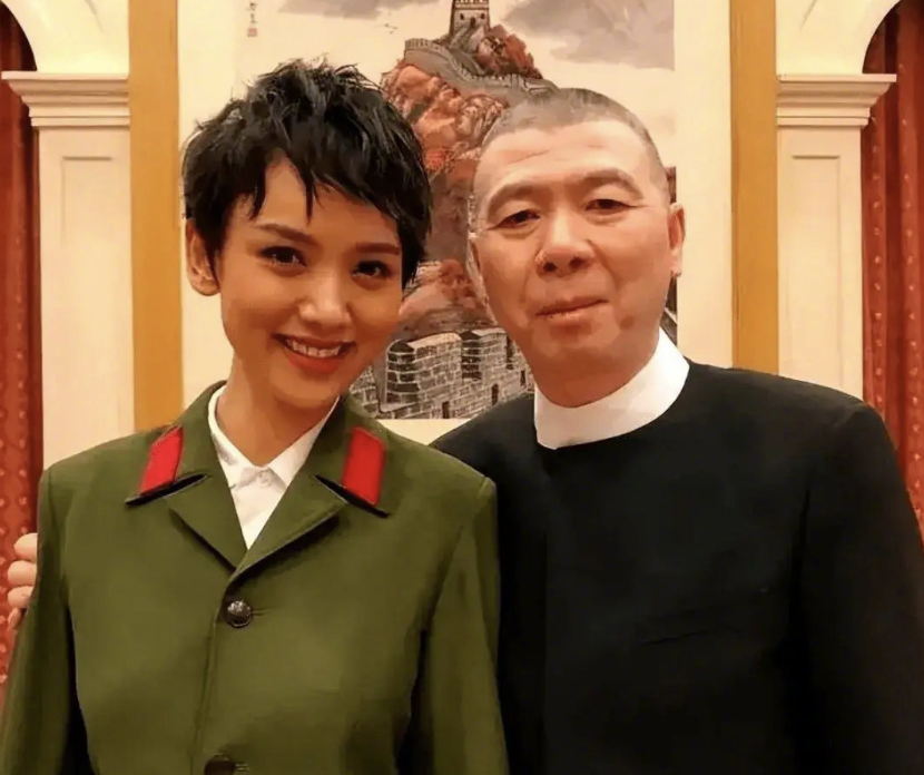 越爱越高调!刘恺威认爱后,李晓峰首晒男友身影,两人互动好甜插图10