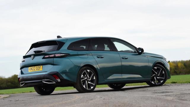 法系和旅行车粉丝心目中的双料神车,2022款标致308sw实拍图发布