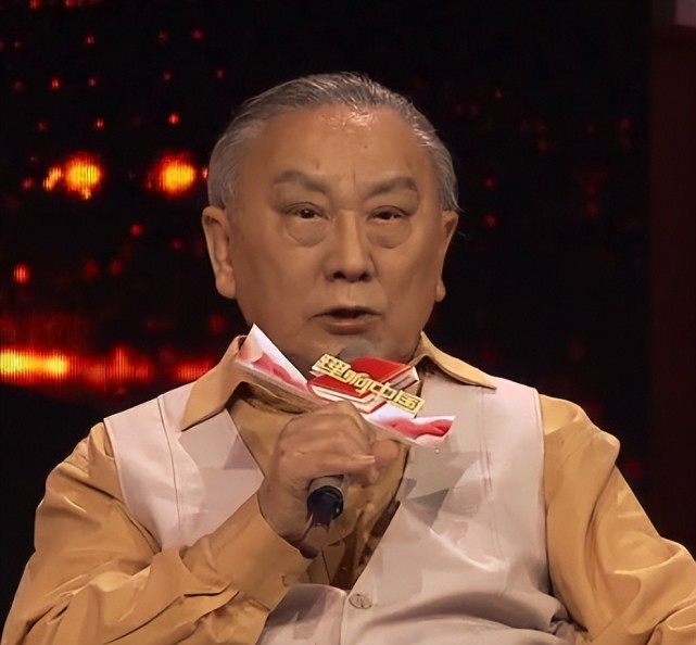 85岁薛中锐去世!因出演《康熙王朝》走红,最后一次露面精神奕奕