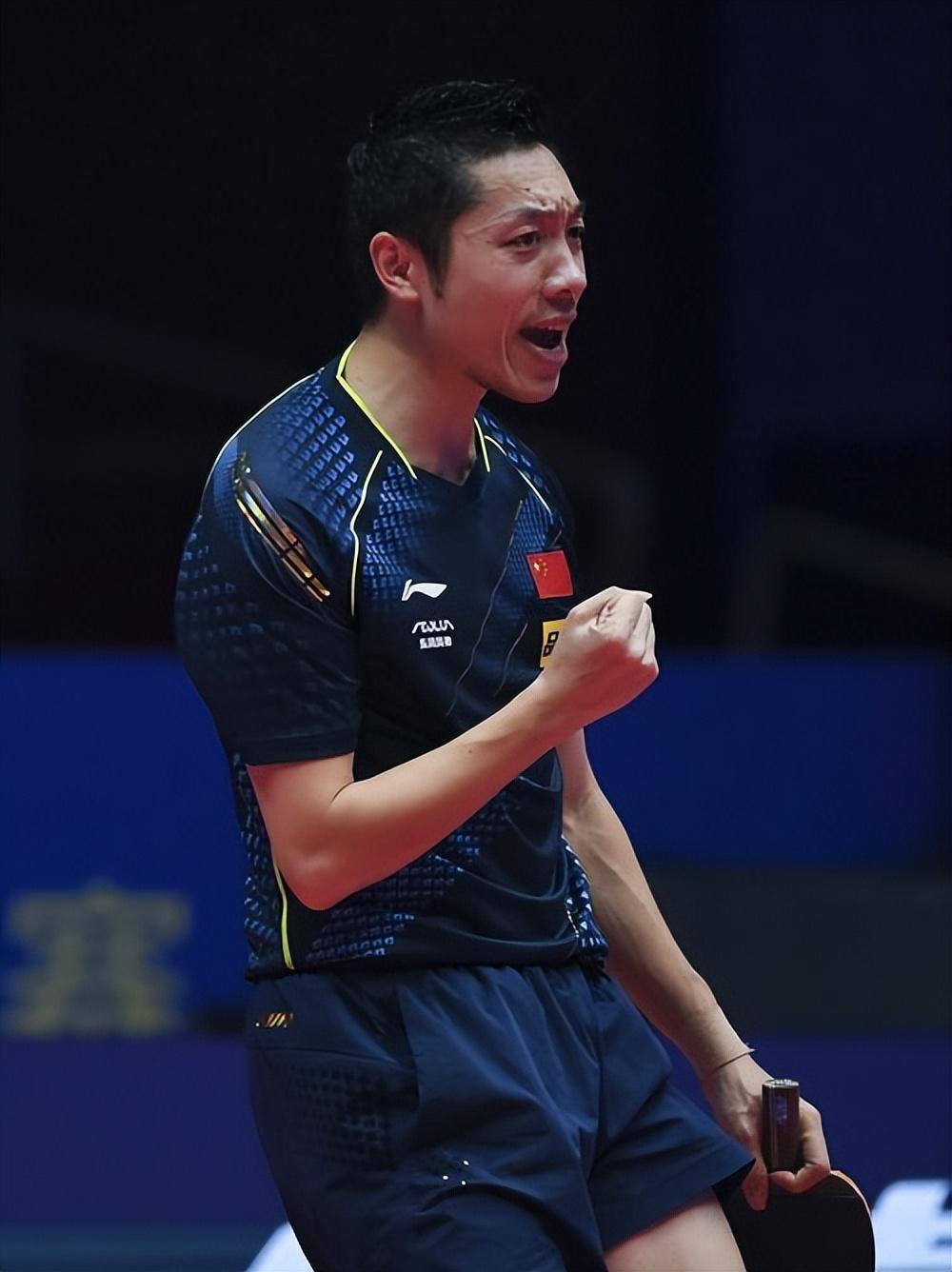 许昕缠一身冰袋脚一瘸一拐年龄渐增打不动了