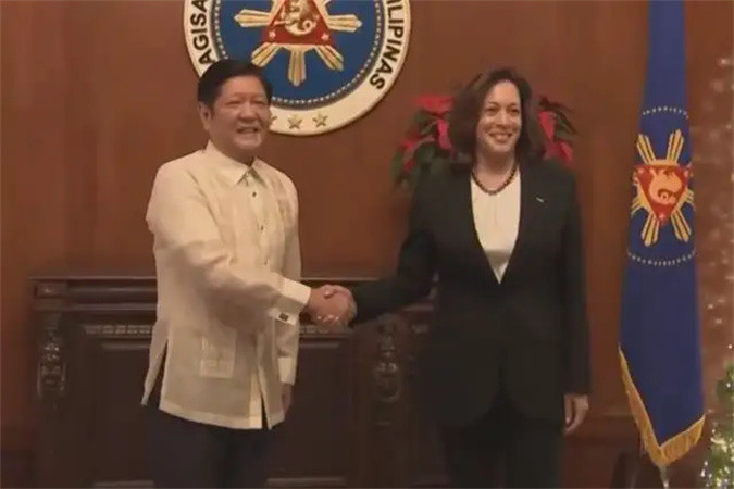 与中方会晤后，菲律宾接见美国副总统，哈里斯：支持“南海仲裁”单推语文董腾好还是乘风