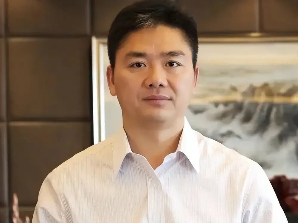 刘强东发全员信京东高管全部降薪超10职位越高降越多拿出100亿为基层