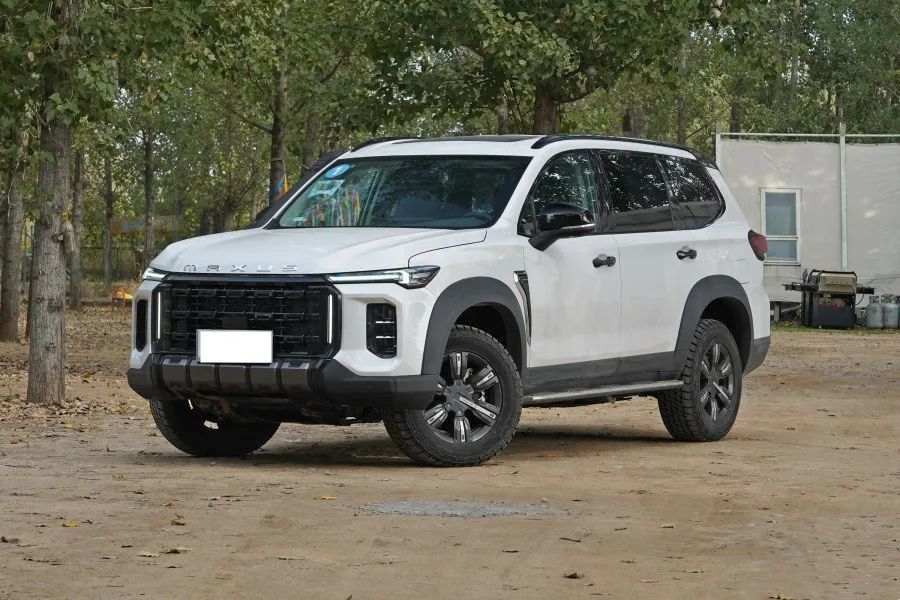 首荐穿越旗舰版硬派suv上汽大通maxus领地售2598万元起