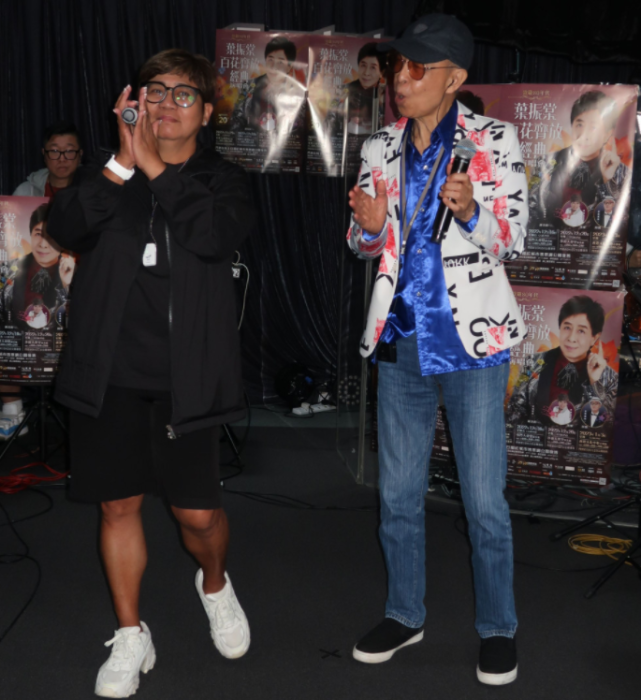 77岁叶振棠近况曝光,疾病缠身需长期服药,坚持开演唱会不愿退休-腾讯