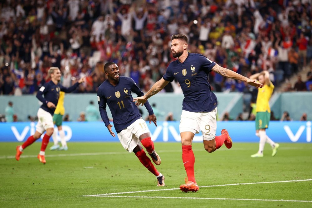 4：1！法国拒绝冷门，吉鲁梅开二度追平亨利，姆巴佩加冕队史第一人2019年现任最年轻副国级