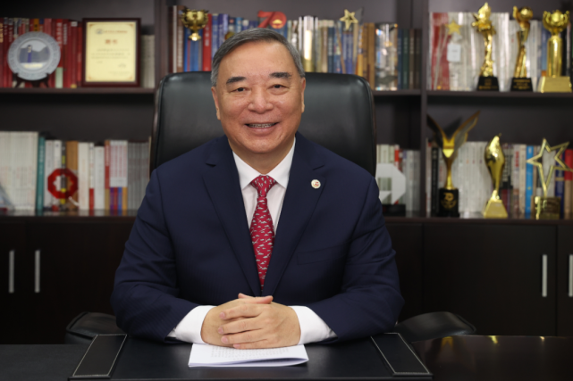 宋志平:用新的增长极带动经济预期_腾讯新闻