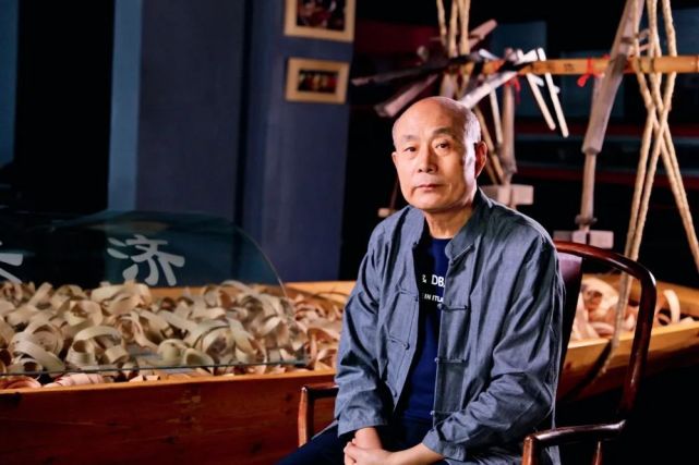 "完美"的梳子和"不完美"的人