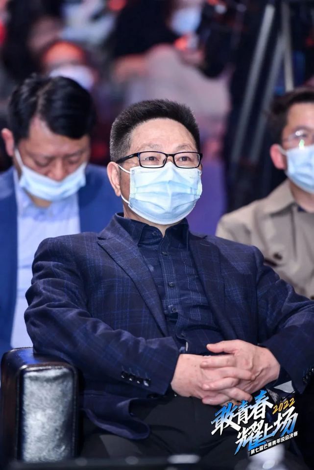 一,芒果青年 敢闯敢创活动现场,张华立盛赞芒果青年知识新,思想活