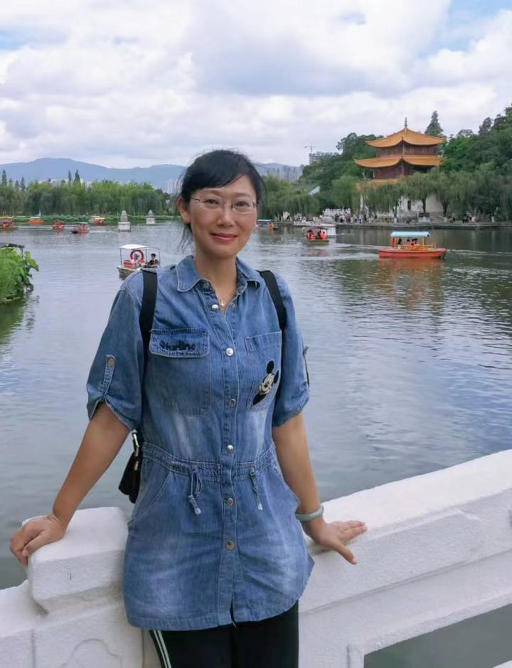 【家庭教育微课堂】亲子沟通 陪伴为先_腾讯新闻