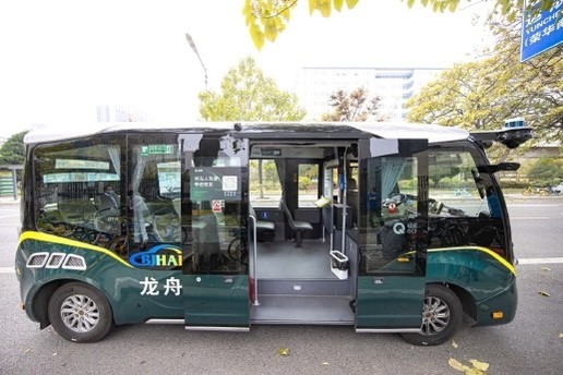 北京首条智能网联客运巴士示范应用线路落地经开区简单素描
