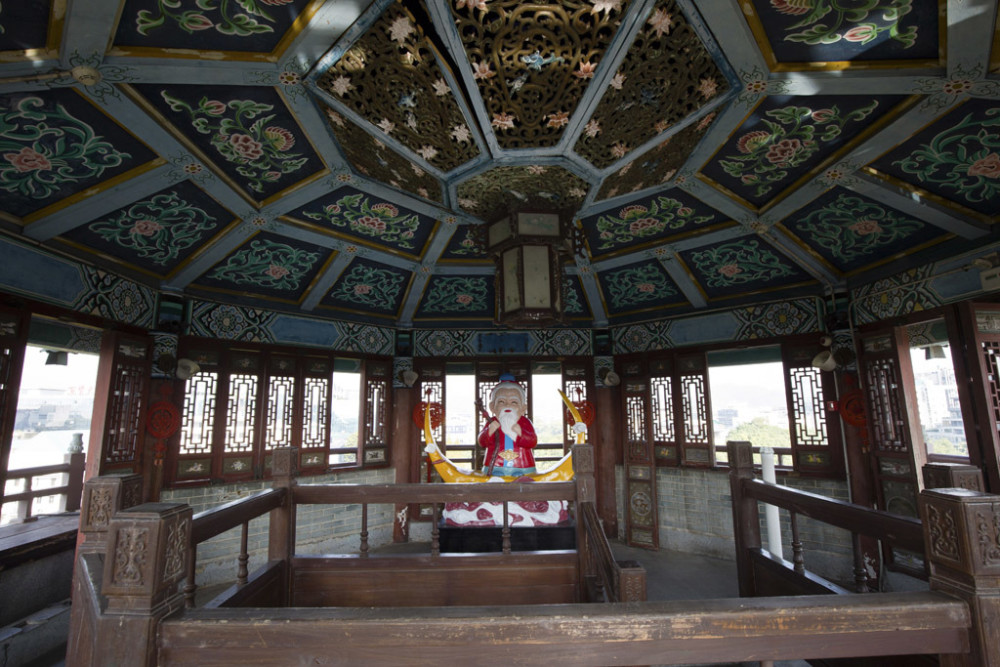 中国名塔桂林的文化地标创下了三项世界之最的日月双塔