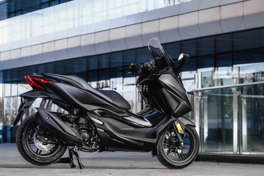 国产依旧原汁原味 抢先体验本田nss350_腾讯新闻
