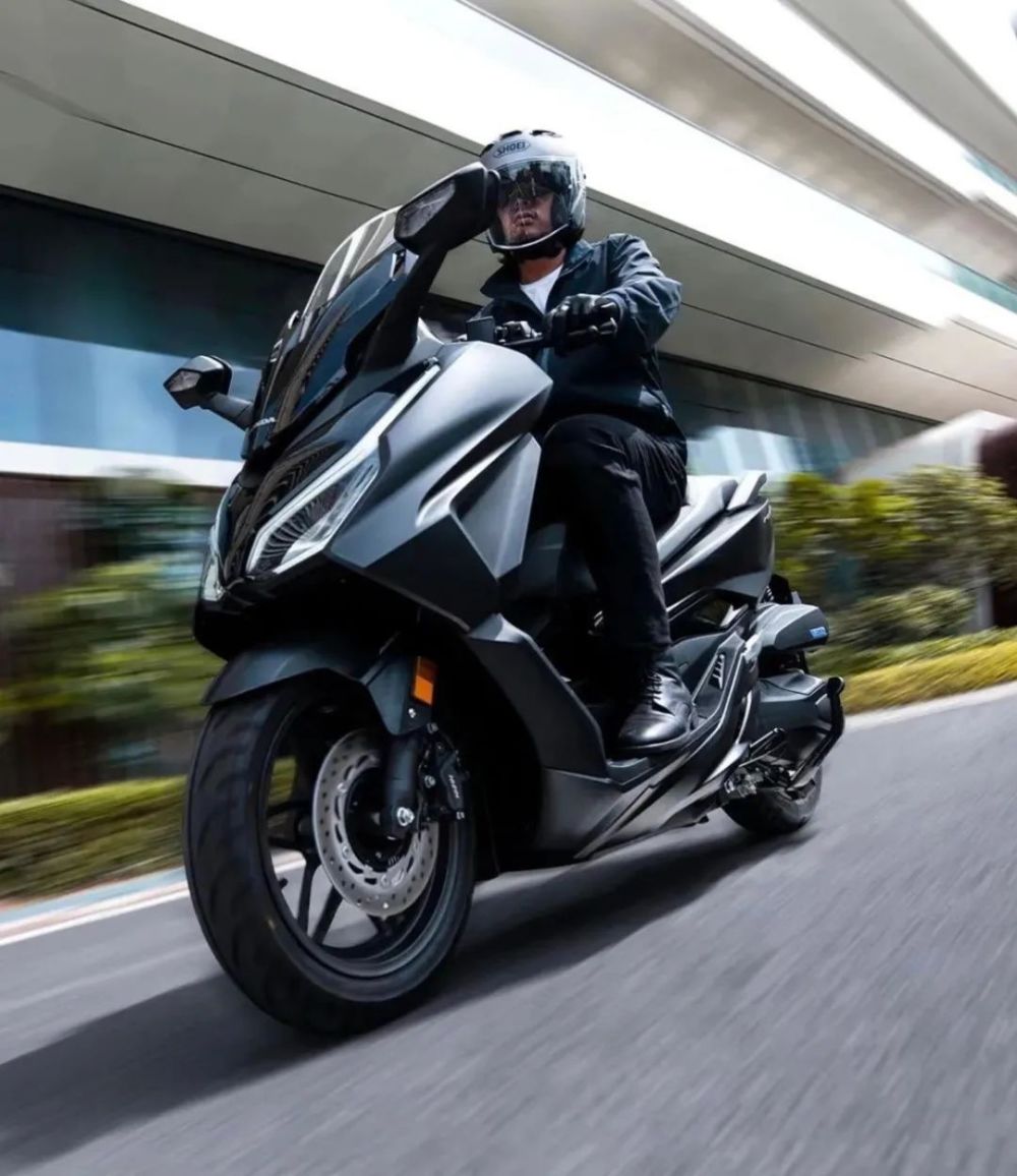 两轮|国产本田佛沙350 定价4.98万 专杀雅马哈_腾讯新闻